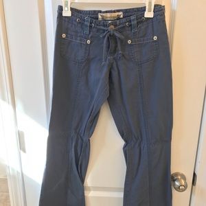 VGUC Freestyle Revolution Size 3 blue linen pants